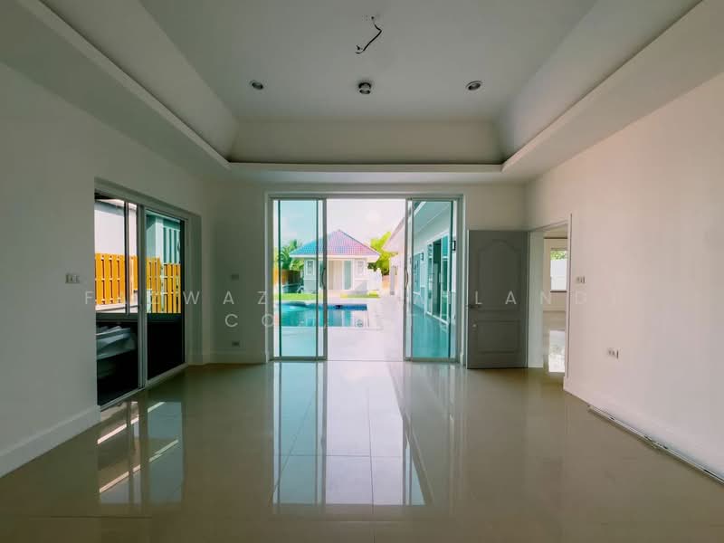 ขายพูลวิลล่าหรู 4 ห้องนอน Pineapple Villa Phuket ใกล้บางเทาและลากูน่า, ภูเก็ต, ศรีสุนทร, ถลาง, ภูเก็ต, 280 ตร.ม., วิลล่า ขาย, โดย Fazwaz (Thailand) Co., Ltd., 500307530 - DDproperty.com