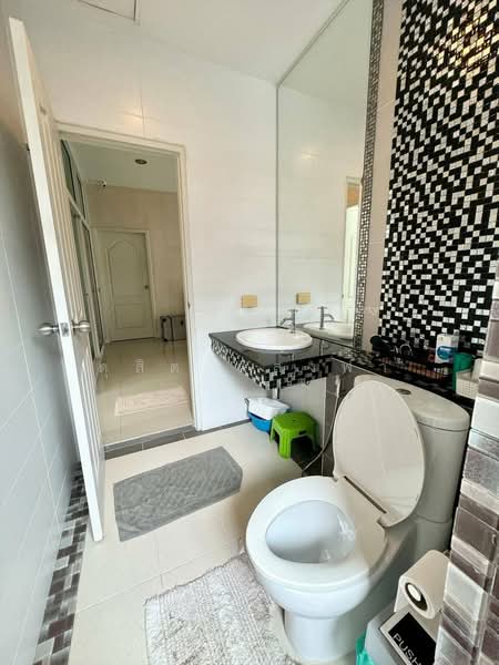 ให้เช่าบ้านเดี่ยวหลังใหญ่ ม.โคโค่พาร์ค โรงโป๊ะ แหลมฉบัง ศรีราชา, Chon Buri (Pattaya), Thung Suk La, Si Racha, Chon Buri (Pattaya), 4 Bedrooms, 250 sqm, Single Detached House For Rent, by Dusit Saengfa, 500307620 - DDproperty.com