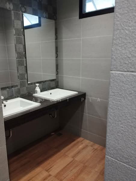 Office Building for Rent, Soi Suphapong 1, near MRT Yellow Line Suan Luang Rama IX Station (SPSAD398, Bangkok, Nong Bon, Prawet, Bangkok, , 360 sqm, Office Space For Rent, by Agent Pla, 500307629 - DDproperty.com