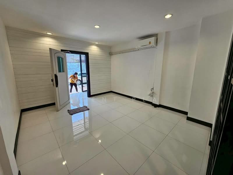 ให้เช่า อาคารพาณิชย์ สุขุมวิท 95 ใกล้บีทีเอสบางจาก (SPSP660), กรุงเทพ, สุขุมวิท95, บางจาก, พระโขนง, กรุงเทพ, 160 ตร.ม., ตึกแถว-อาคารพาณิชย์ ให้เช่า, โดย Agent Pla, 500307643 - DDproperty.com