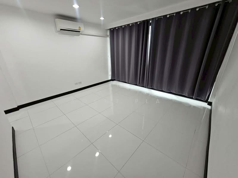 Commercial building for rent, Sukhumvit 95, near BTS Bang Chak. (SPSP660), Bangkok, สุขุมวิท95, Bang Chak, Phra Khanong, Bangkok, , 160 sqm, Shophouse For Rent, by Agent Pla, 500307643 - DDproperty.com