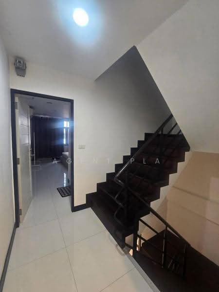 Commercial building for rent, Sukhumvit 95, near BTS Bang Chak. (SPSP660), bangkok, สุขุมวิท95, Bang Chak, Phra Khanong, Bangkok, , 160 sqm, Shophouse For Rent, by Agent Pla, 500307643 - DDproperty.com