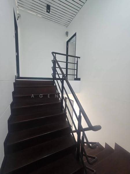 Commercial building for rent, Sukhumvit 95, near BTS Bang Chak. (SPSP660), bangkok, สุขุมวิท95, Bang Chak, Phra Khanong, Bangkok, , 160 sqm, Shophouse For Rent, by Agent Pla, 500307643 - DDproperty.com