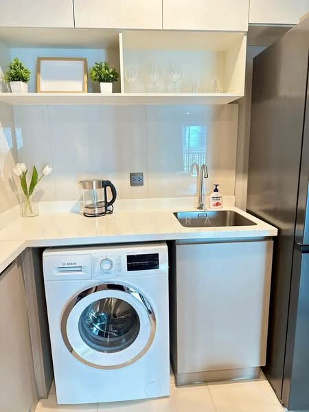 Life Ladprao, Bangkok, 992 Ladprao Road, Jom Phon, Chatuchak, Bangkok, 2 Bedrooms, 75 sqm, Condo For Rent, by Suchira Teshasamphan, 500307659 - DDproperty.com