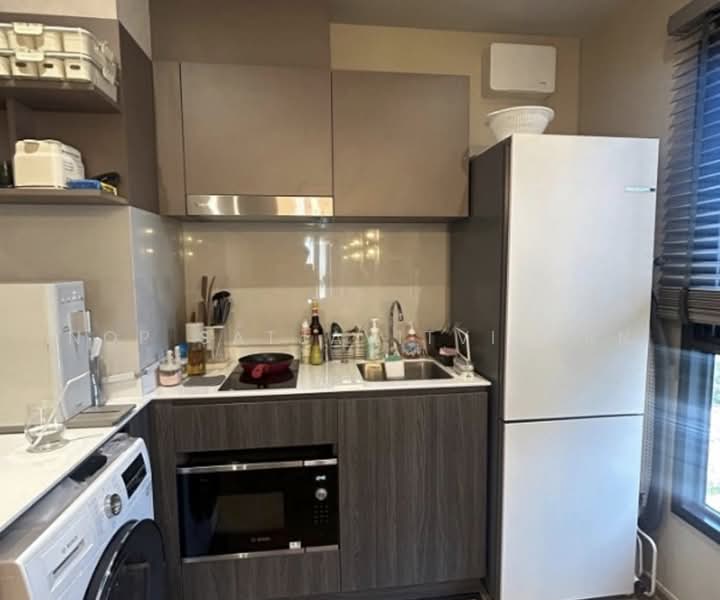 Life Phahon-Ladprao, Bangkok, 996 Phahonyothin Road, Jom Phon, Chatuchak, Bangkok, 2 Bedrooms, 42 sqm, Condo For Rent, by Nop Satjavitvisarn, 500307661 - DDproperty.com