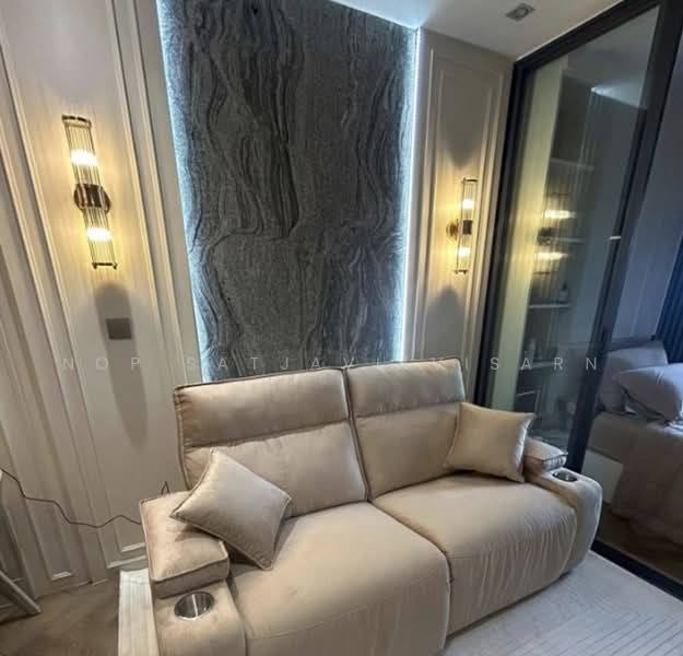 Life Phahon-Ladprao, Bangkok, 996 Phahonyothin Road, Jom Phon, Chatuchak, Bangkok, 2 Bedrooms, 42 sqm, Condo For Rent, by Nop Satjavitvisarn, 500307661 - DDproperty.com
