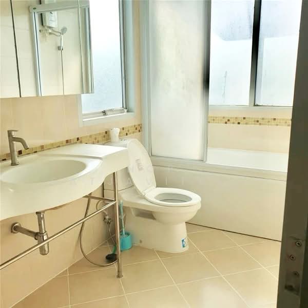 Life @ Ratchada, Bangkok, 36 Soi Lat Phrao 36, Chan Kasem, Chatuchak, Bangkok, 2 Bedrooms, 62 sqm, Condo For Sale, by Nop Satjavitvisarn, 500307692 - DDproperty.com