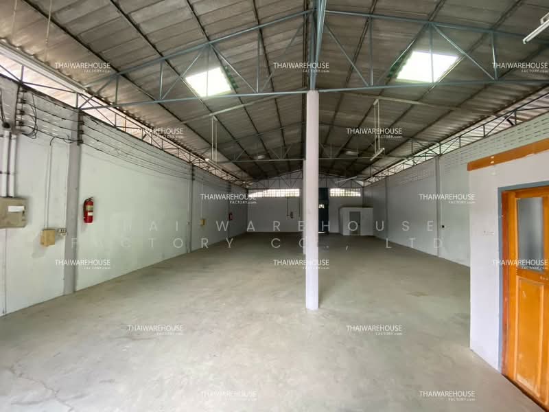 Warehouse for Rent 300 sqm Lat Lum Kaeo Pathum Thani Trailer Access Detached Building, Pathum Thani, Khlong Phra Udom, Lat Lum Kaeo, Pathum Thani, , 300 sqm, Warehouse/Factory For Rent, by THAI WAREHOUSE FACTORY CO., LTD., 500307713 - DDproperty.com