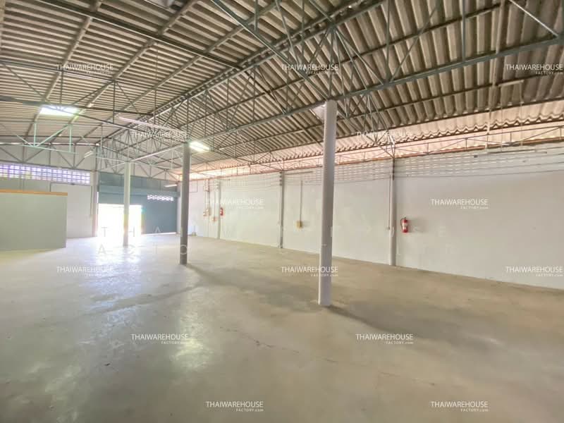 ให้เช่าโกดังและโรงงาน 300 ตร.ม. ลาดหลุมแก้ว ปทุมธานี รถเทรลเลอร์เข้าได้ อาคารเดี่ยว, ปทุมธานี, คลองพระอุดม, ลาดหลุมแก้ว, ปทุมธานี, 300 ตร.ม., โกดัง-โรงงาน ให้เช่า, โดย THAI WAREHOUSE FACTORY CO., LTD., 500307713 - DDproperty.com