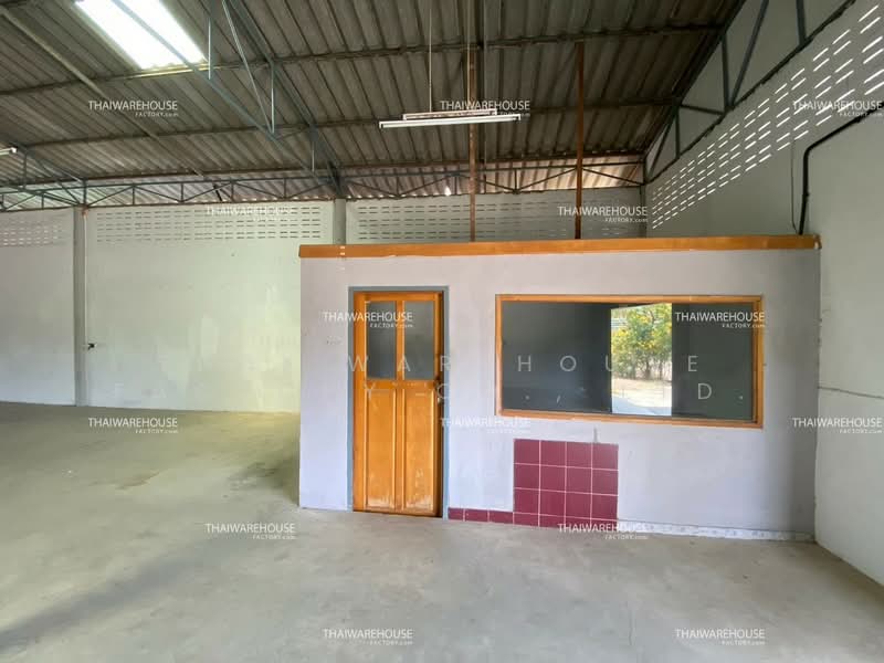 Warehouse for Rent 300 sqm Lat Lum Kaeo Pathum Thani Trailer Access Detached Building, Pathum Thani, Khlong Phra Udom, Lat Lum Kaeo, Pathum Thani, , 300 sqm, Warehouse/Factory For Rent, by THAI WAREHOUSE FACTORY CO., LTD., 500307713 - DDproperty.com