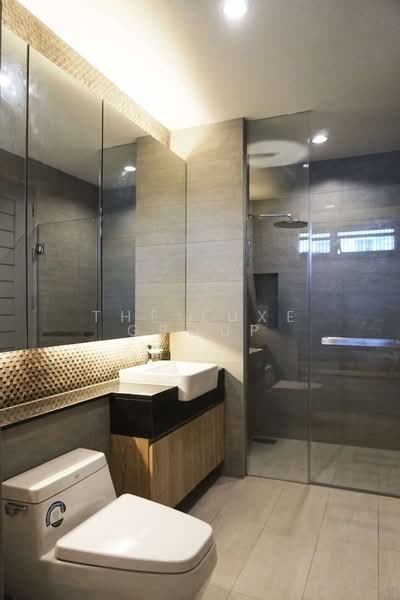 Detached House with Private Pool in Thonglor, Bangkok, Khlong Tan Nua, Watthana, Bangkok, 4 Bedrooms, 430 sqm, Single Detached House For Rent, by The Luxe Group, 500307741 - DDproperty.com