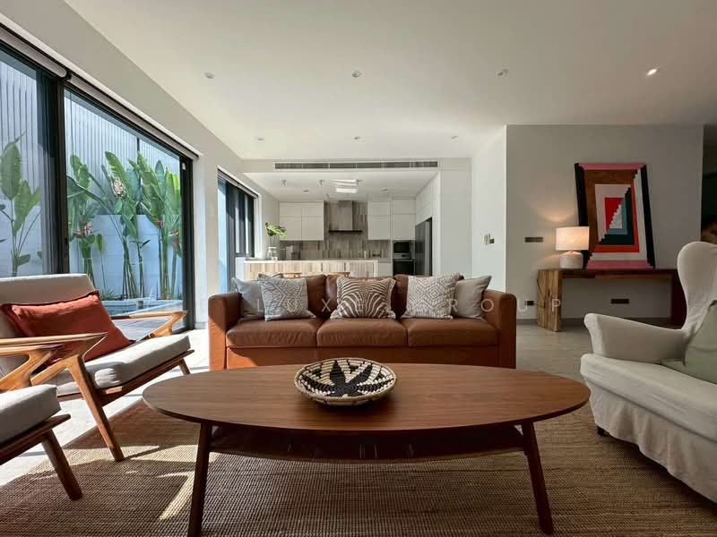 Detached House with Private Pool in Thonglor, Bangkok, Khlong Tan Nua, Watthana, Bangkok, 4 Bedrooms, 430 sqm, Single Detached House For Rent, by The Luxe Group, 500307741 - DDproperty.com