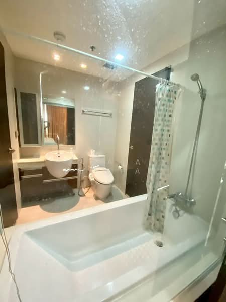 Sky Walk Residences, Bangkok, 1599 Sukhumvit Road, Phra Kanong Nua, Watthana, Bangkok, 1 Bedroom, 52 sqm, Condo For Rent, by Araya Laokham, 500307744 - DDproperty.com