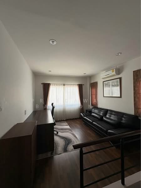 3-BR House, Chon Buri (Pattaya), Nong Pru, Bang Lamung (Pattaya), Chon Buri (Pattaya), 3 Bedrooms, 150 sqm, Single Detached House For Rent, by Patchara Srisak, 500307796 - DDproperty.com