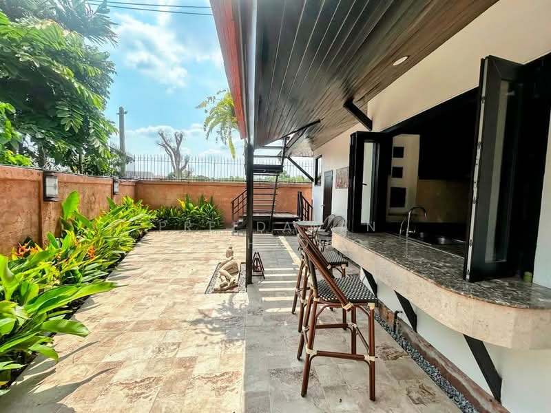 3-BR Villa, Chon Buri (Pattaya), Nong Pru, Bang Lamung (Pattaya), Chon Buri (Pattaya), 3 Bedrooms, 300 sqm, Villa For Rent, by Patchara Srisak, 500307803 - DDproperty.com