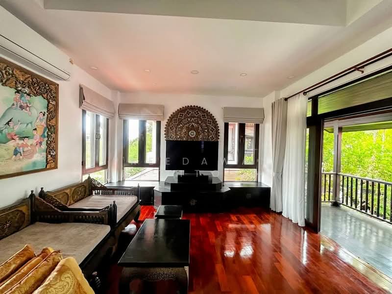 3-BR Villa, Chon Buri (Pattaya), Nong Pru, Bang Lamung (Pattaya), Chon Buri (Pattaya), 3 Bedrooms, 300 sqm, Villa For Rent, by Patchara Srisak, 500307803 - DDproperty.com
