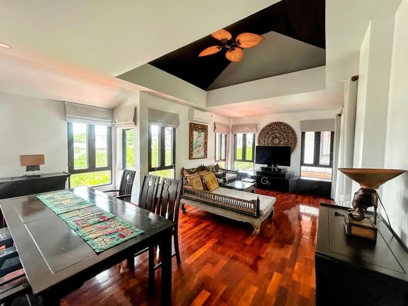 3-BR Villa, Chon Buri (Pattaya), Nong Pru, Bang Lamung (Pattaya), Chon Buri (Pattaya), 3 Bedrooms, 300 sqm, Villa For Rent, by Patchara Srisak, 500307803 - DDproperty.com