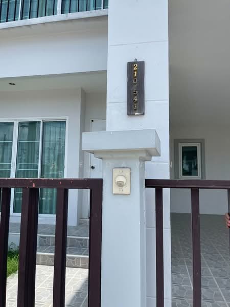 undefined, Chon Buri (Pattaya), Surasak, Si Racha, Chon Buri (Pattaya), 3 Bedrooms, 408 sqm, Single Detached House For Sale, by Patchara Srisak, 500307827 - DDproperty.com