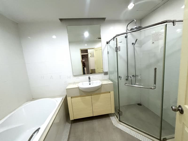 Siri Residence, Bangkok, 21 Soi Sukhumvit 24, Khong Tan, Khlong Toei, Bangkok, 2 Bedrooms, 95 sqm, Condo For Rent, by Hathaichanok Saenset, 500307872 - DDproperty.com