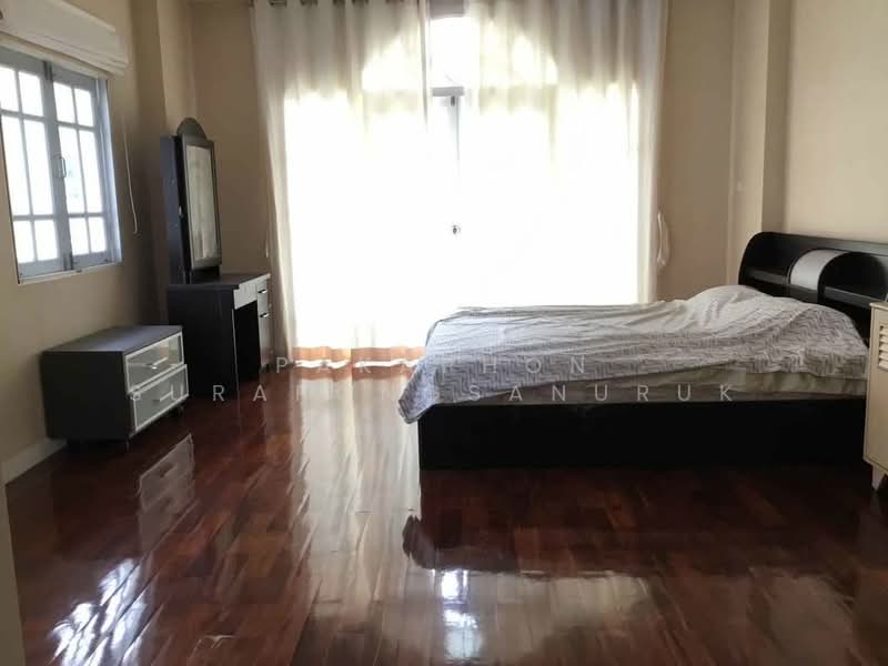 Baan Anchan Srinakarin 51, Bangkok, Nong Bon, Prawet, Bangkok, 4 Bedrooms, 220 sqm, Single Detached House For Rent, by Pakaphon Surapongsanuruk, 500307881 - DDproperty.com