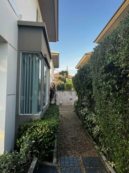 Mantana Lake Watcharapol, Bangkok, Sukhaphiban 5 Road, O-Ngoen, Sai Mai, Bangkok, 3 Bedrooms, 204 sqm, Single Detached House For Rent, by Trinnaya Dungsirisangthong, 500307895 - DDproperty.com