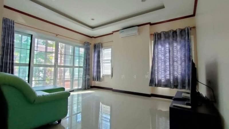 ให้เช่าบ้านเดี่ยวหลังใหญ่ ม.เซนสิริ แหลมฉบัง ศรีราชา, Chon Buri (Pattaya), Thung Suk La, Si Racha, Chon Buri (Pattaya), 3 Bedrooms, 150 sqm, Single Detached House For Rent, by Dusit Saengfa, 500307924 - DDproperty.com