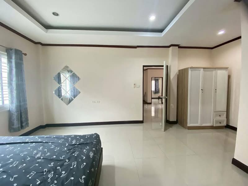 ให้เช่าบ้านเดี่ยวหลังใหญ่ ม.เซนสิริ แหลมฉบัง ศรีราชา, Chon Buri (Pattaya), Thung Suk La, Si Racha, Chon Buri (Pattaya), 3 Bedrooms, 150 sqm, Single Detached House For Rent, by Dusit Saengfa, 500307924 - DDproperty.com