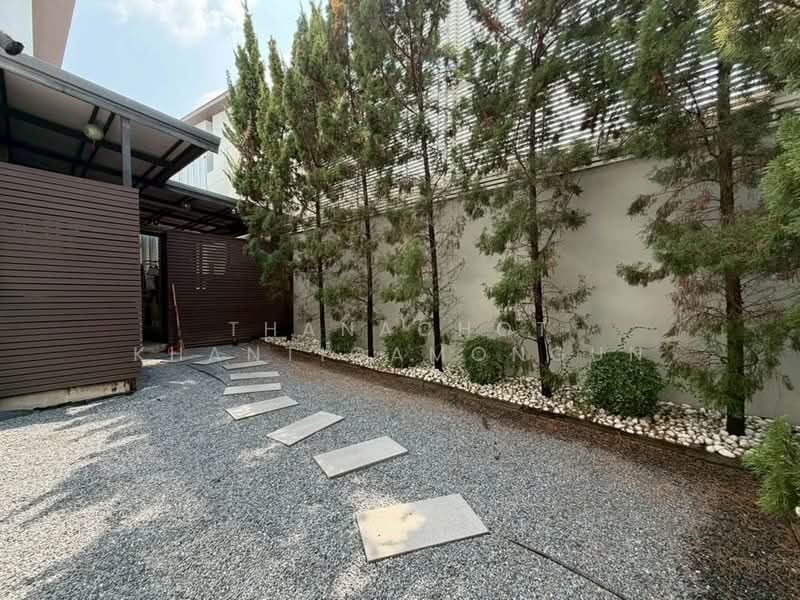 Nirvana Beyond Srinakarin, Bangkok, Chaloem Phrakiat Rama 9 Road, Nong Bon, Prawet, Bangkok, 3 Bedrooms, 420 sqm, Single Detached House For Sale, by Thanachot Khantigamongun, 500307960 - DDproperty.com