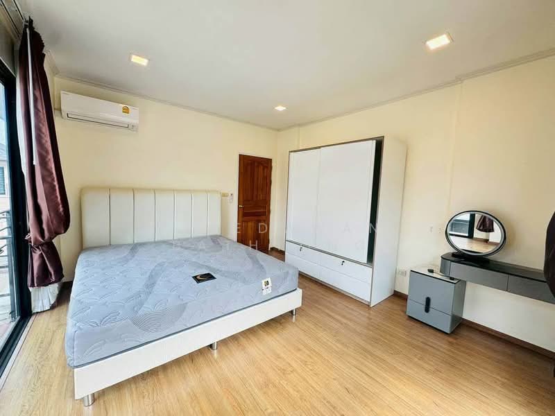 บ้าน 4-ห้องนอน, ชลบุรี, นาเกลือ, บางละมุง, ชลบุรี, 382 ตร.ม., บ้านเดี่ยว ให้เช่า, โดย Patchara Srisak, 500307972 - DDproperty.com