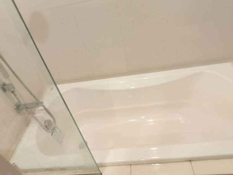 Oka Haus Sukhumvit 36, Bangkok, 3399 Rama 4 Road, Khong Tan, Khlong Toei, Bangkok, 1 Bedroom, 34 sqm, Condo For Sale, by Settawut Leenavong, 500307991 - DDproperty.com