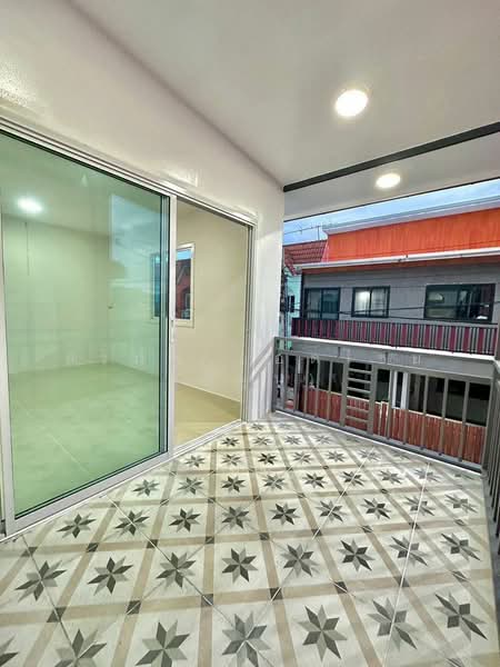 หมู่บ้านบัวทอง, Nonthaburi, Bang Bua Thong, Nonthaburi, 3 Bedrooms, 104 sqm, Townhouse For Sale, by สรภพ ยอดไชย (สีฝุ่น), 500308000 - DDproperty.com