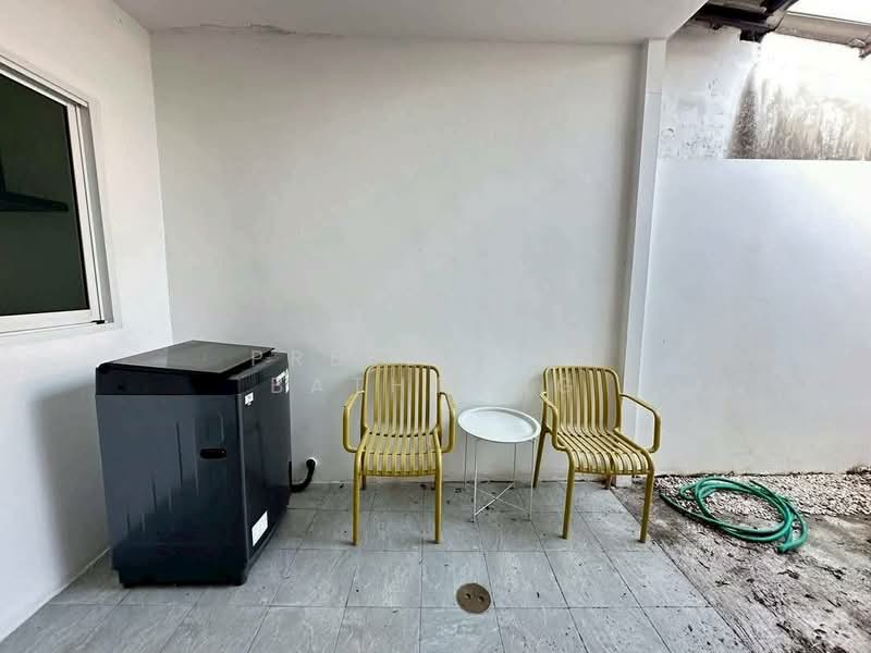 3-BR Townhouse, Chon Buri (Pattaya), Nong Pru, Bang Lamung (Pattaya), Chon Buri (Pattaya), 3 Bedrooms, 103 sqm, Townhouse For Rent, by Patchara Srisak, 500308006 - DDproperty.com