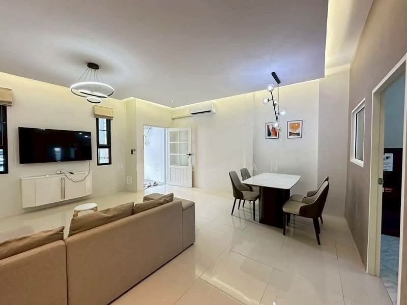 3-BR Townhouse, Chon Buri (Pattaya), Nong Pru, Bang Lamung (Pattaya), Chon Buri (Pattaya), 3 Bedrooms, 103 sqm, Townhouse For Rent, by Patchara Srisak, 500308006 - DDproperty.com