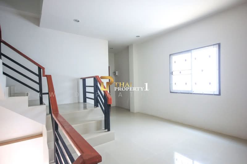 Soi Hua Hin 112, Prachuap Khiri Khan, Thap Tai, Hua Hin, Prachuap Khiri Khan, 4 Bedrooms, 190 sqm, Townhouse For Sale, by Dawud Prathanchai, 500308010 - DDproperty.com