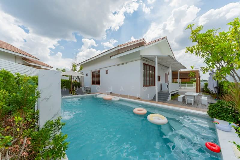 Pool Villa ให้เช่า ใกล้ตลาดท่ารั้ว เพียง 10 นาที ค่าเช่า 45,000 บาท / เดือน รหัสทรัพย์ : No.12P008, Chiang Mai, San Pu Loei, Doi Saket, Chiang Mai, 3 Bedrooms, 200 sqm, Single Detached House For Rent, by Rutchaporn Tunsiri, 500308030 - DDproperty.com