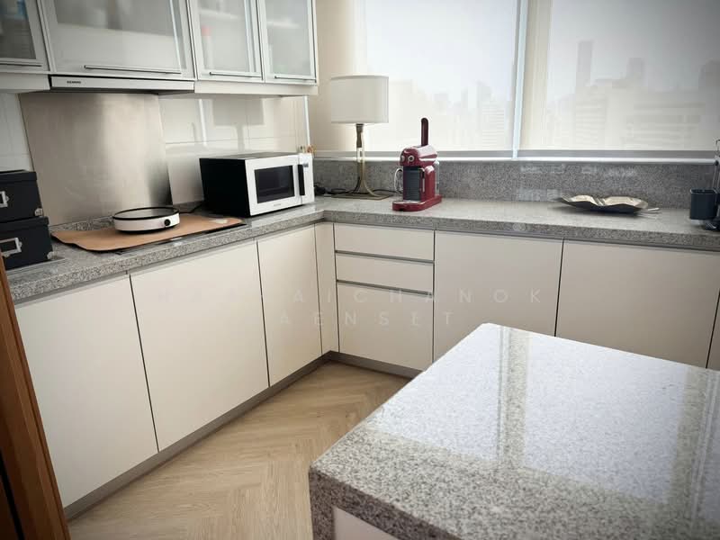 Millennium Residence : มิลเลนเนียม เรสซิเดนซ์, กรุงเทพ, ซอยสุขุมวิท 20 ถนนสุขุมวิท แขวงคลองเตยเหนือ เขตวัฒนา กรุงเทพมหานคร, คลองเตย, คลองเตย, กรุงเทพ, 146 ตร.ม., คอนโด ให้เช่า, โดย Hathaichanok Saenset, 500308080 - DDproperty.com