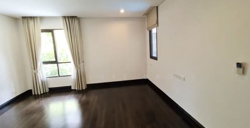 Detached House with Private Pool in Asoke, Bangkok, Khlong Toei, Bangkok, 4 Bedrooms, 455 sqm, Single Detached House For Rent, by The Luxe Group, 500308099 - DDproperty.com