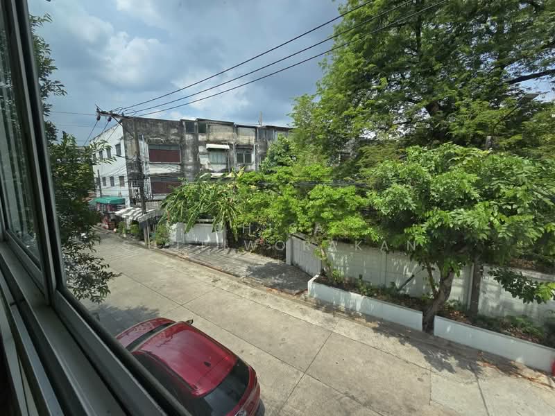 ลาดพร้าว, กรุงเทพ, ลาดพร้าว, จันทรเกษม, จตุจักร, กรุงเทพ, 300 ตร.ม., บ้านเดี่ยว ขาย, โดย Chisa Suttiworakan, 500308108 - DDproperty.com
