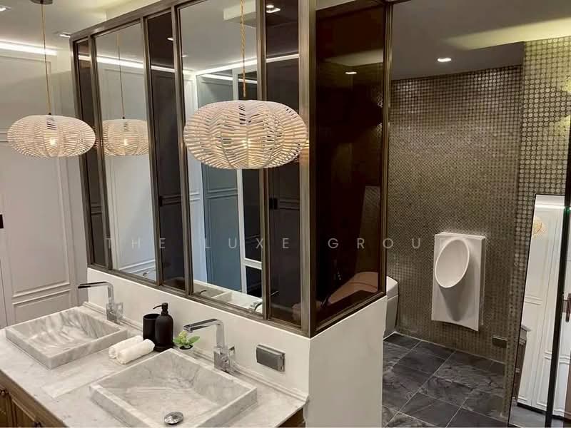 D.S. Tower 1 Sukhumvit 33, Bangkok, Soi Phrom Chit, Khlong Tan Nua, Watthana, Bangkok, 3 Bedrooms, 270 sqm, Condo For Rent, by The Luxe Group, 500308109 - DDproperty.com