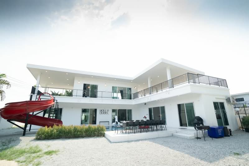 6-BR Villa, Chon Buri (Pattaya), Huai Yai, Bang Lamung (Pattaya), Chon Buri (Pattaya), 6 Bedrooms, 446 sqm, Villa For Rent, by Patchara Srisak, 500308113 - DDproperty.com