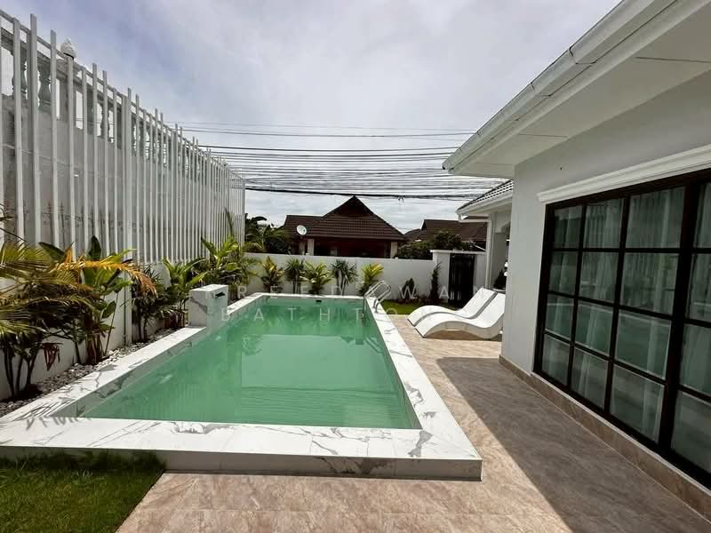 3-BR House, Chon Buri (Pattaya), Nong Pru, Bang Lamung (Pattaya), Chon Buri (Pattaya), 3 Bedrooms, 200 sqm, Single Detached House For Rent, by Patchara Srisak, 500308122 - DDproperty.com
