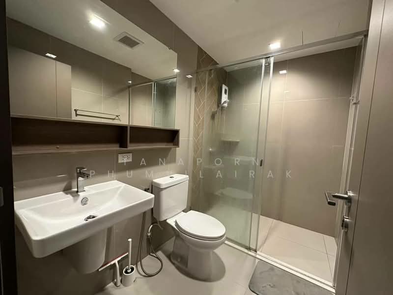 The Line Phahonyothin Park, Bangkok, 1090 Phahonyothin Road, Jom Phon, Chatuchak, Bangkok, 1 Bedroom, 37 sqm, Condo For Rent, by Tanaporn Phumvilairak, 500308241 - DDproperty.com