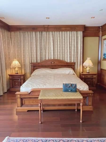 Le Raffine Jambunuda Sukhumvit 31, Bangkok, Sukhumvit 31, Khlongtoei Nua, Watthana, Bangkok, 3 Bedrooms, 360 sqm, Condo For Rent, by Anya Atarchanai , 500308244 - DDproperty.com