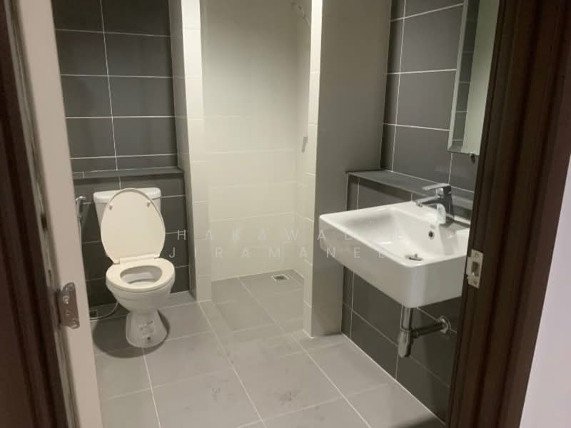 undefined, Bangkok, Saphan Sung, Bangkok, 3 Bedrooms, 244 sqm, Townhouse For Rent, by Phakawadee Jiramanee, 500308284 - DDproperty.com