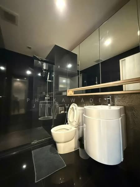 Rhythm Sukhumvit 36-38, Bangkok, 55 Soi Sukhumvit 36, Sukhumvit Road, Phra Kanong, Khlong Toei, Bangkok, 2 Bedrooms, 55 sqm, Condo For Rent, by Phakawadee Jiramanee, 500308299 - DDproperty.com