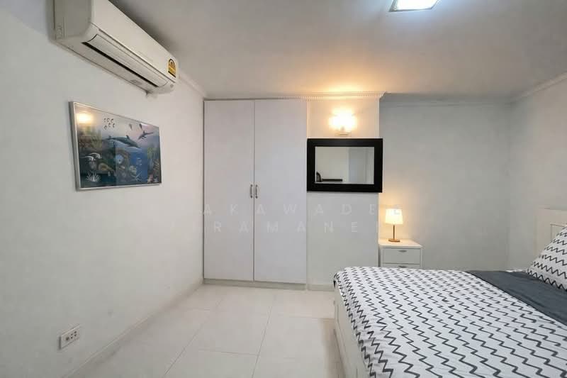 Petch 9 Tower, Bangkok, Phetchaburi 9 Alley, Thanon Phaya Thai, Ratchathewi, Bangkok, 2 Bedrooms, 100 sqm, Condo For Rent, by Phakawadee Jiramanee, 500308324 - DDproperty.com