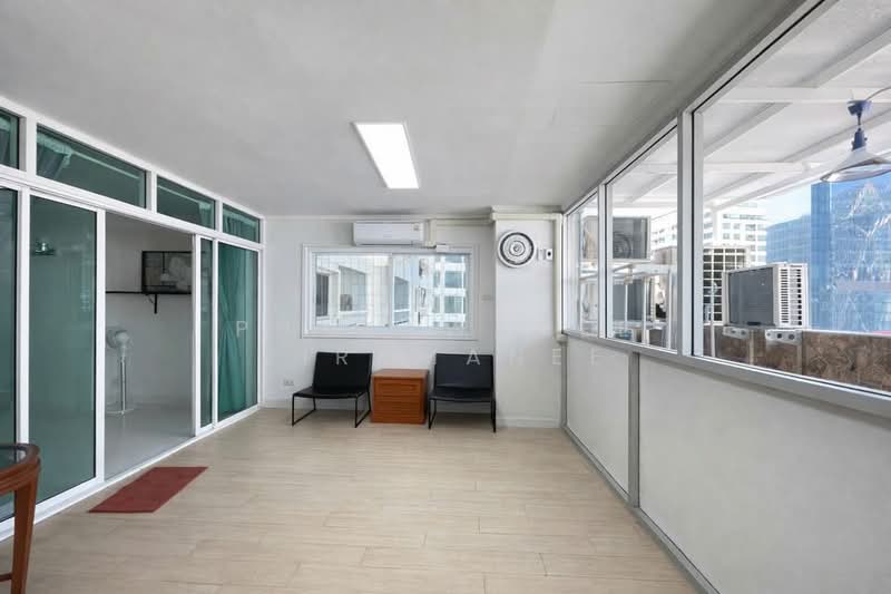 Petch 9 Tower, Bangkok, Phetchaburi 9 Alley, Thanon Phaya Thai, Ratchathewi, Bangkok, 2 Bedrooms, 100 sqm, Condo For Rent, by Phakawadee Jiramanee, 500308324 - DDproperty.com