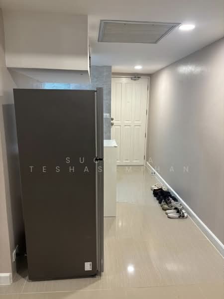 Omni Tower Sukhumvit Nana : ออมนิ ทาวเวอร์ สุขุมวิท นานา, กรุงเทพ, 69 ซอย สุขุมวิท 4, คลองเตย, กรุงเทพ, 77 ตร.ม., คอนโด ขาย, โดย Suchira Teshasamphan, 500308326 - DDproperty.com