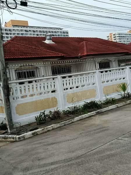 3-BR House, Chon Buri (Pattaya), Nong Pru, Bang Lamung (Pattaya), Chon Buri (Pattaya), 3 Bedrooms, 150 sqm, Single Detached House For Rent, by Patchara Srisak, 500308334 - DDproperty.com