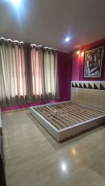 Areeya Mova Kaset-Nawamintr, Bangkok, Soi Moobaan Areeya Mowa, Chorake Bua, Lat Phrao, Bangkok, 4 Bedrooms, 100 sqm, Townhouse For Sale, by The Best Property เกรซ, 500308335 - DDproperty.com